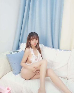 午夜香港三级a三级三点_无删减完整版在线观看