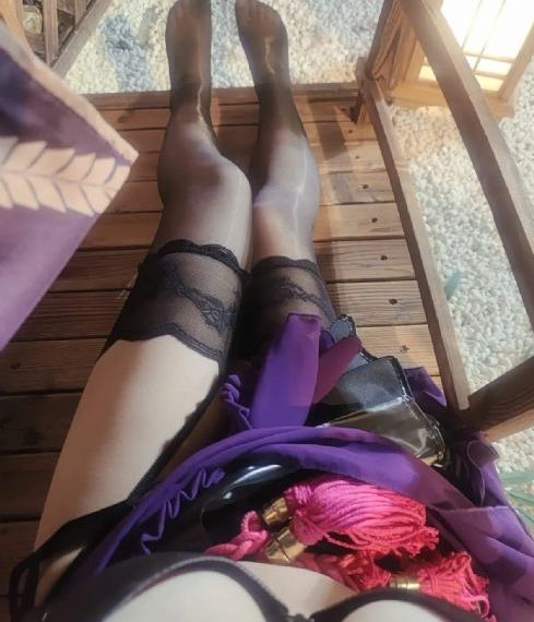 皇后张开腿让太监品尝h_BD英语免费高清观看
