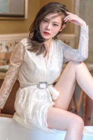 二女同志亚洲人狂欢_DVD完整在线观看