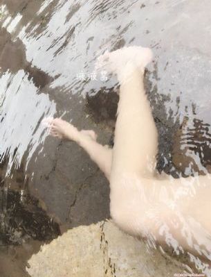 男女裸体在线观看视频_BD英语免费观看