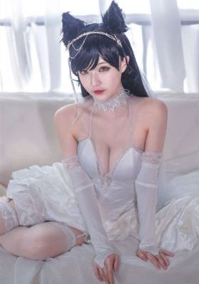 刚亲热完女朋友就开始玩手机_神马影院手机在线观看